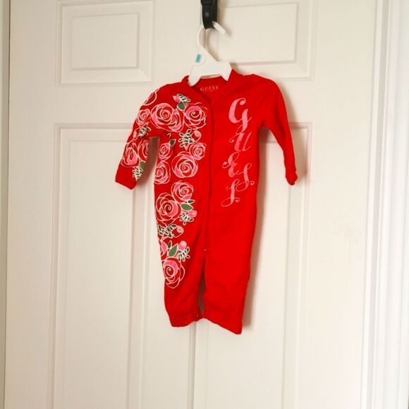 2/$20 Guess Romper / Jumpsuit size 3-6 m - Picture 1 of 6